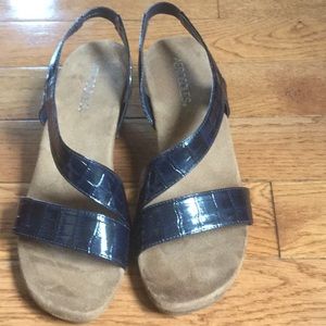 NEW Aerosol Sandals Dark Blue Faux Crocodile